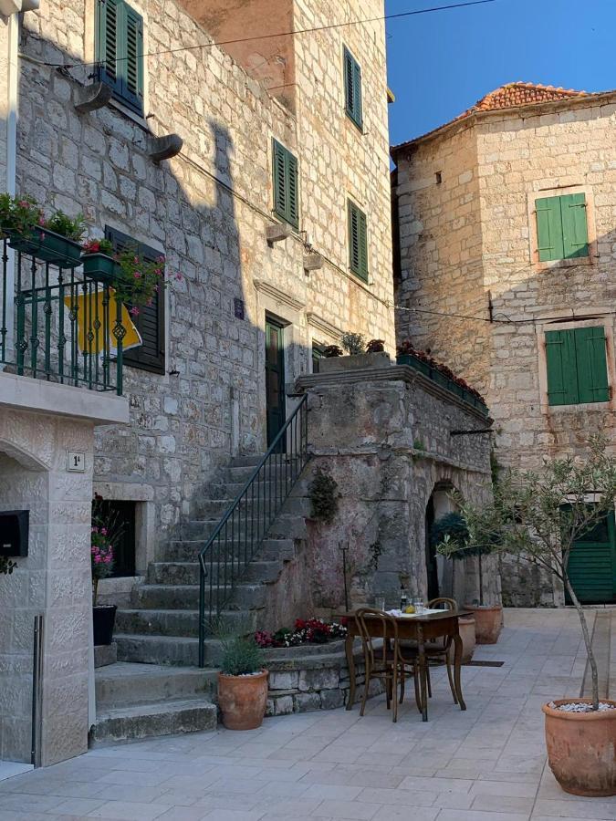 Residence Bella Stari Grad  Eksteriør bilde